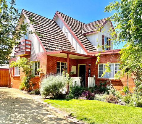 Rosehaven On Rosebud - Accommodation Sunshine Coast 0