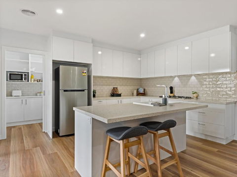 Rosella Retreat - Accommodation Sunshine Coast 2