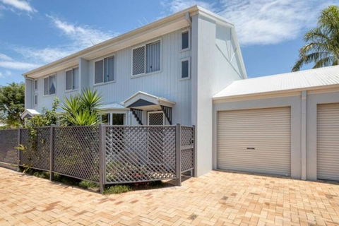 Rosella Rise! - Accommodation Sunshine Coast 0