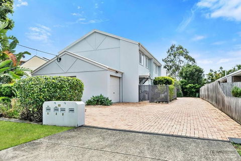 Rosella Rise! - Accommodation Sunshine Coast 2