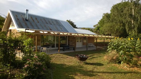 Rosendale Stables - Accommodation Sunshine Coast 0