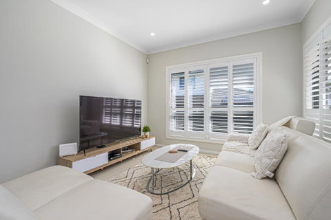 Rousehill Sweet Spacious 4BR Quiet House - Accommodation Sunshine Coast 0