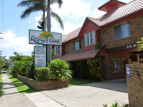 Royal Palms Motor Inn - Accommodation Sunshine Coast 0