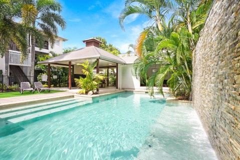 Royal Pavilions 8 - Accommodation Sunshine Coast 0