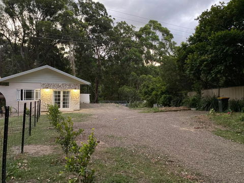 Rural Granny Flat - Pet Friendly - Accommodation Sunshine Coast 2