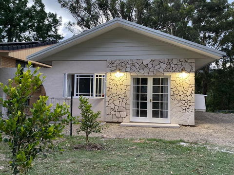 Rural Granny Flat - Pet Friendly - Accommodation Sunshine Coast 0