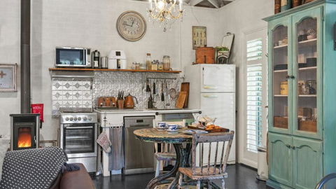 Saint Eloi Le Studio - Accommodation Sunshine Coast 1