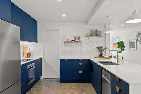 Salty Crab Bungalow - Accommodation Sunshine Coast 1