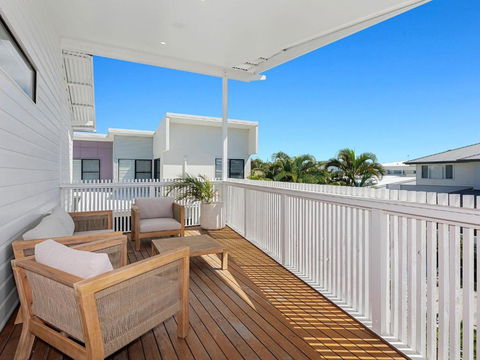Salty Haven - Accommodation Sunshine Coast 1