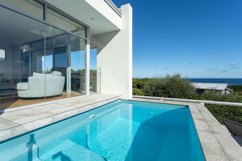 Salty Kiss I Private Properties - Accommodation Sunshine Coast 2