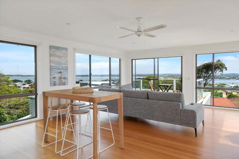 San Remo Panorama By Ready Set Stay - BYO LINEN & TOWELS - Accommodation Sunshine Coast 0