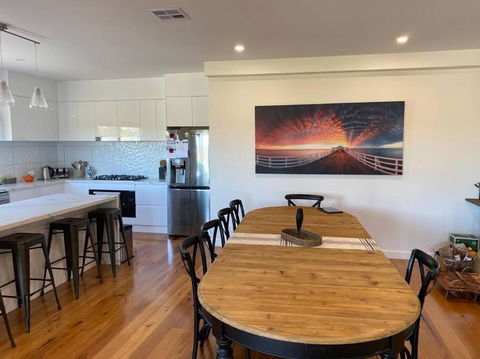 Sanary A Modern Beach Home In Martha Cove - Accommodation Sunshine Coast 2