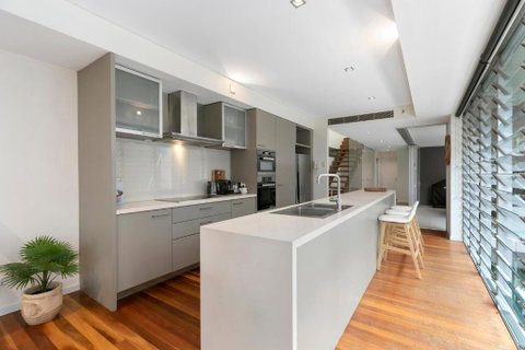 Sanctuary @ Sunshine - Accommodation Sunshine Coast 3