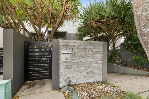 Sanctuary @ Sunshine - Accommodation Sunshine Coast 1