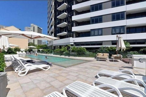 Ruby Building - Self Contained, Privately Managed Apartments - Accommodation Sunshine Coast 1