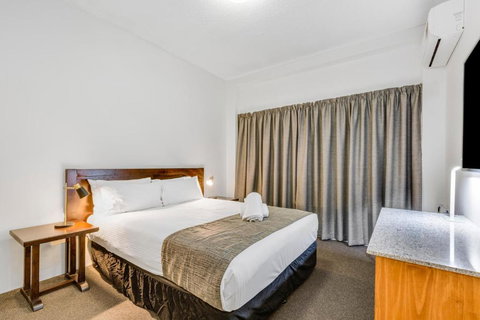 Rockhampton Riverside Central Hotel Official - Accommodation Sunshine Coast 0