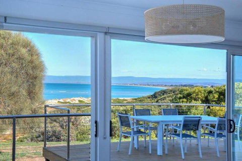 Sandbar Beach House - Accommodation Sunshine Coast 2