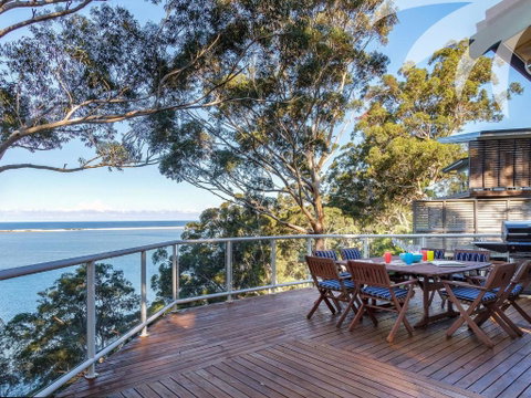 Sandbar View - Accommodation Sunshine Coast 0