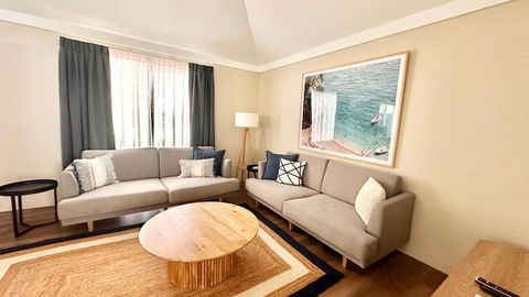Sandblu: Resort Villa On The Beach - Accommodation Sunshine Coast 2