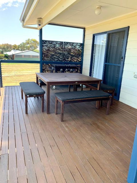 Sandcastle - A Esplanade Place, Stunning Views - Accommodation Sunshine Coast 2