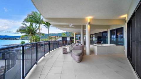Sandcastle - Accommodation Sunshine Coast 2