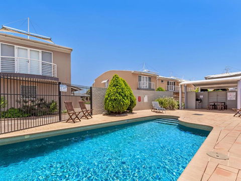 Sandcastles 7 8 Ala Moana Way - Accommodation Sunshine Coast 0