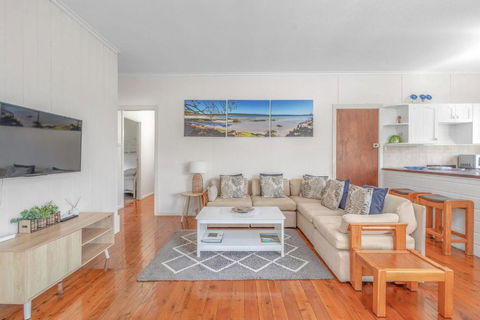 Sandlines At Hyams Beach - Accommodation Sunshine Coast 0