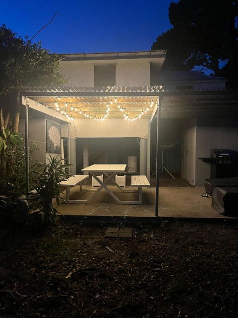 Sandown Beachside Cottage - Accommodation Sunshine Coast 0