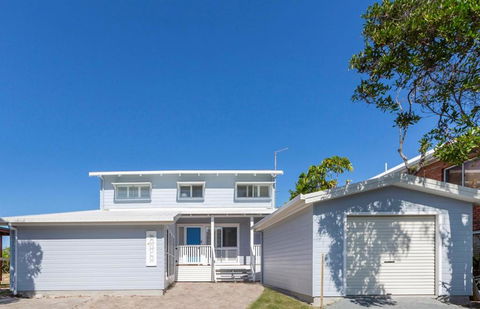 Sandpiper Beachfront House - Hastings Point - Accommodation Sunshine Coast 1