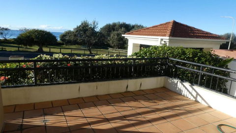 Sands 16, 20 - 22 Pacific Parade - Accommodation Sunshine Coast 2