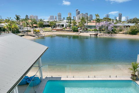 Sandy Cove - Accommodation Sunshine Coast 2