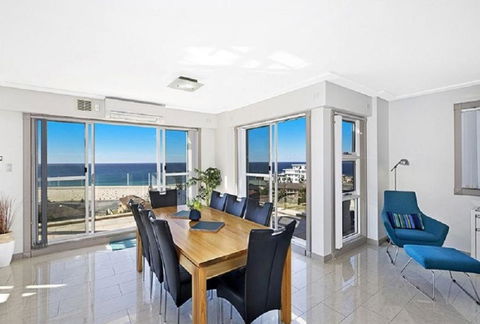 Sandy Cove Apartment The Entrance 31 - Accommodation Sunshine Coast 0