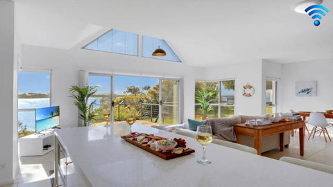 Sandy Cove - Accommodation Sunshine Coast 0