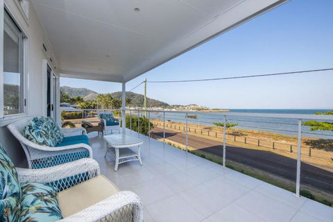 Sandy Decks - Accommodation Sunshine Coast 0