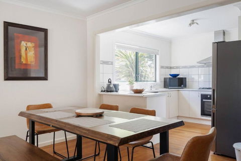 Seaford Escape - Simple Comforts, Perfect Location - Accommodation Sunshine Coast 1