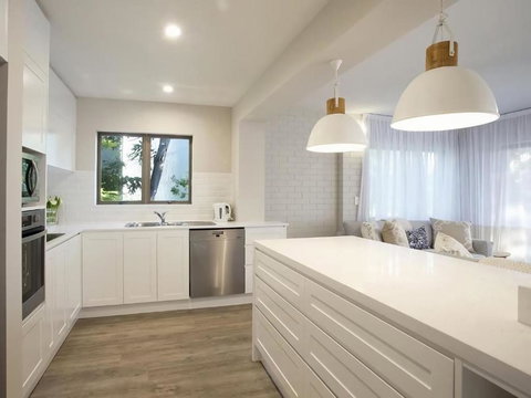 Sundown Lodge 2 Edgar Bennett Avenue 14 - Accommodation Sunshine Coast 3