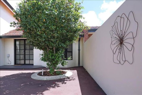 Swan River Applecross Heathcote Park 1BR Villa - Accommodation Sunshine Coast 2