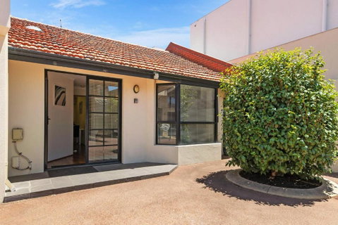 Swan River Applecross Heathcote Park 1BR Villa - Accommodation Sunshine Coast 0