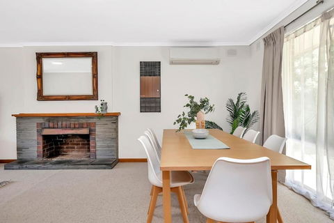 The Glenalvie - Sprawling Serenity In Adelaide Hills - Accommodation Sunshine Coast 3