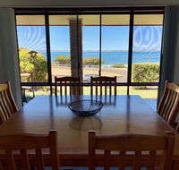Beachside House - Accommodation Sunshine Coast
