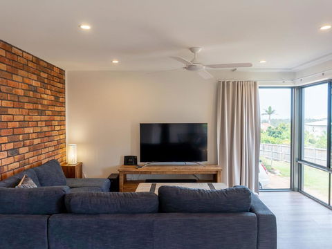 Beachside On Twentieth - Accommodation Sunshine Coast 1