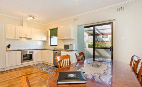 Bella Vista - Accommodation Sunshine Coast 3