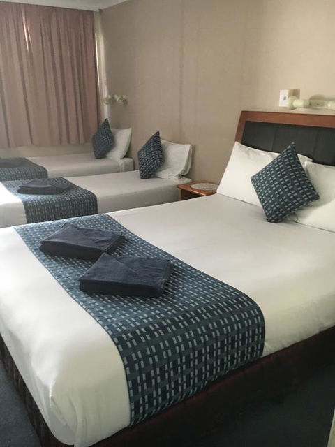 Bells Motel - Accommodation Sunshine Coast 0