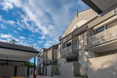 Benson Court Motel - Accommodation Sunshine Coast 0