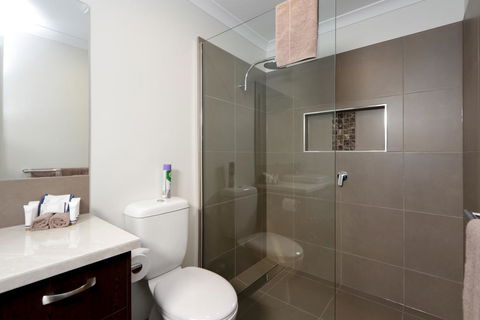 Best Western Aspen And Apartments - Accommodation Sunshine Coast 3