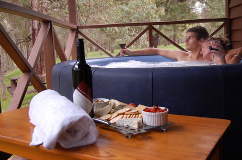 Beyonderup Falls Adult Retreat - Accommodation Sunshine Coast 3