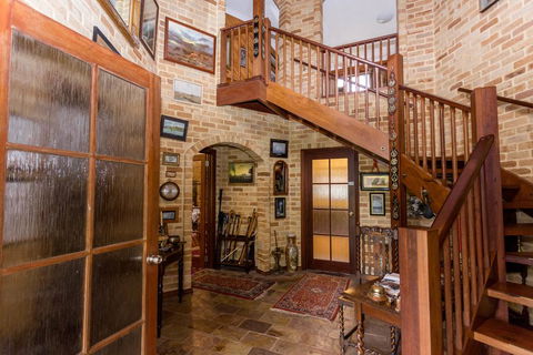 Big Grove Bed & Breakfast - Accommodation Sunshine Coast 2