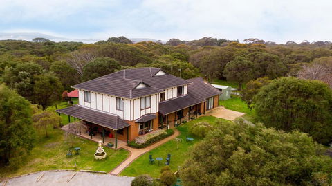 Big Grove Bed & Breakfast - Accommodation Sunshine Coast 0