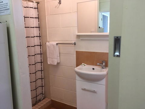 BIG4 Cania Gorge Holiday Park - Accommodation Sunshine Coast 1