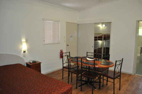 BIG4 MacDonnell Range Holiday Park - Accommodation Sunshine Coast 2